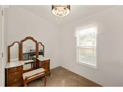 2696 SE Palmquist Rd, Gresham, OR 97080 photo 10