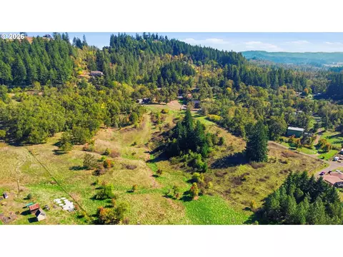 View/Area - 29127 Gimpl Hill Rd, Eugene, OR 97402 photo 5 of 5