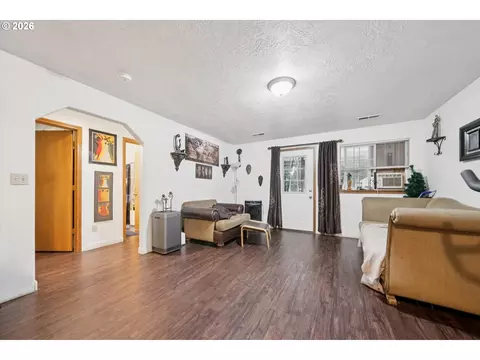 Other - 240 SE Kane Dr, Gresham, OR 97080 photo 6 of 7