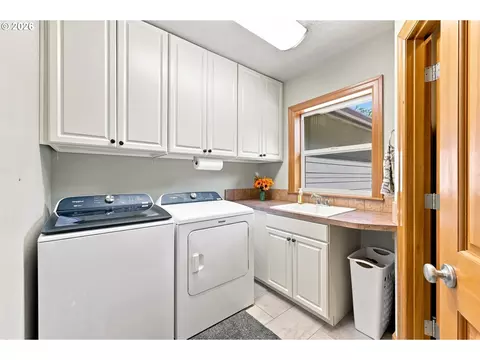 Other - 8443 SE Orient Dr, Gresham, OR 97080 photo 3 of 11