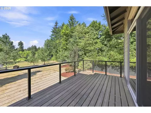 Exterior - 8443 SE Orient Dr, Gresham, OR 97080 photo 3 of 6