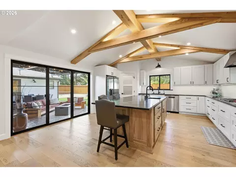 Kitchen - 2010 Valhalla St, Eugene, OR 97401 photo 1 of 6
