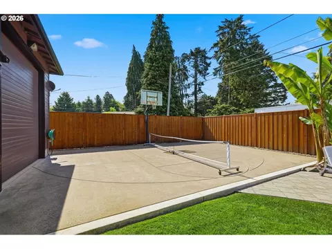 Other - 2010 Valhalla St, Eugene, OR 97401 photo 10 of 13