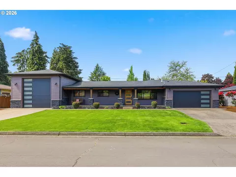 Exterior - 2010 Valhalla St, Eugene, OR 97401 photo 2 of 13