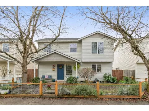 1105 W 30th St, Vancouver, WA 98660