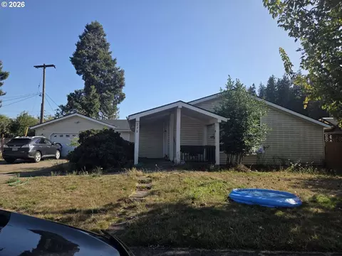 Exterior - 239 W K St, Springfield, OR 97477 photo 1 of 9