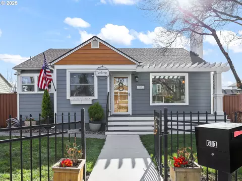 611 W 27th St, Vancouver, WA 98660