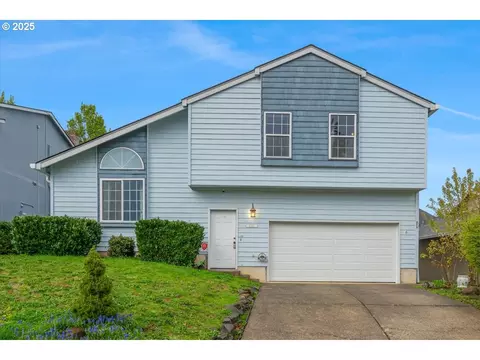11347 SE Abby Ln, Clackamas, OR 97015