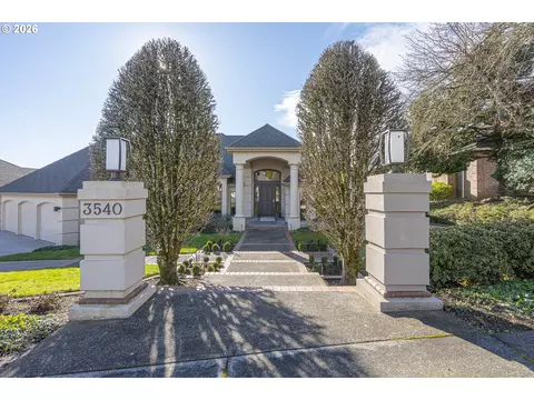 3540 Riverknoll Way, West Linn, OR 97068