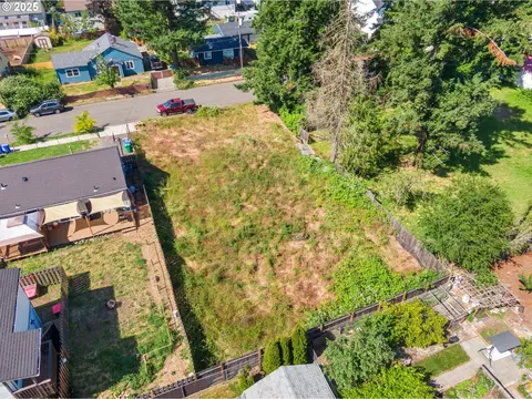 SE Liebe St, Portland, OR 97266
