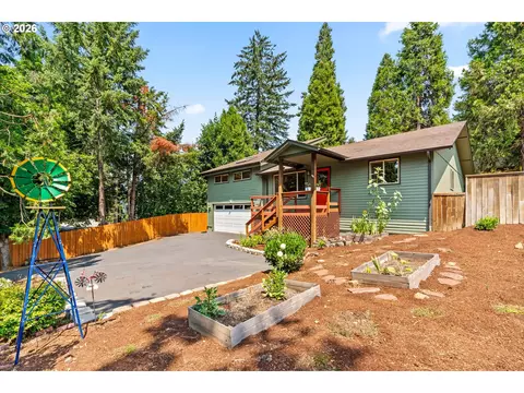 Exterior - 537 S 71st St, Springfield, OR 97477 photo 2 of 10