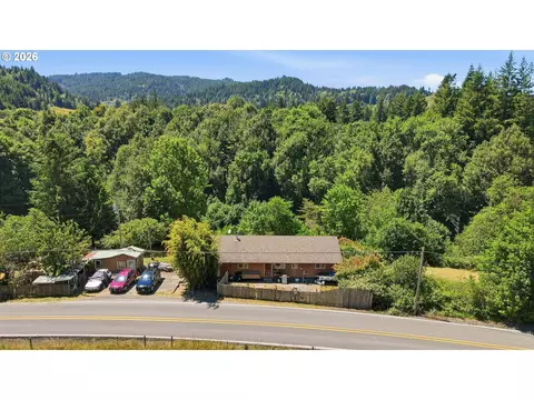 46760 Highway 242, Myrtle Point, OR 97458