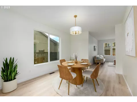 Dining - 1145 Ludgate Dr, Eugene, OR 97402 photo 3 of 3