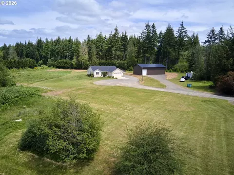 560 Park Rd, Winlock, WA 98596