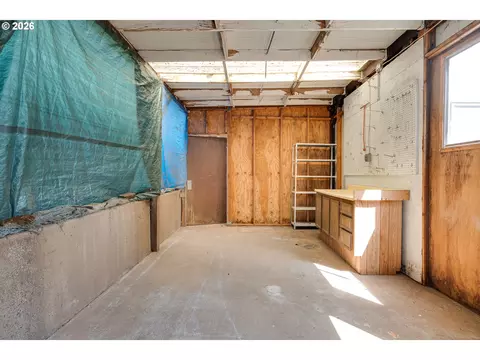 Other - 910 Cornell Ave, Gladstone, OR 97027 photo 11 of 12