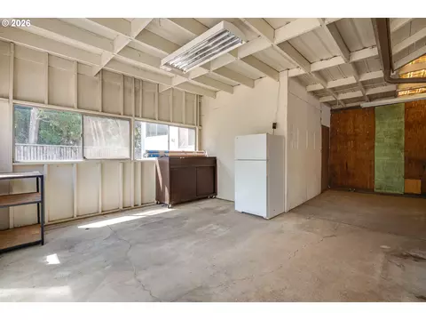 Other - 910 Cornell Ave, Gladstone, OR 97027 photo 8 of 12