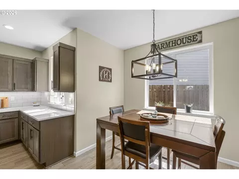 Dining - 4632 SE 28th Ter, Gresham, OR 97080 photo 1 of 1