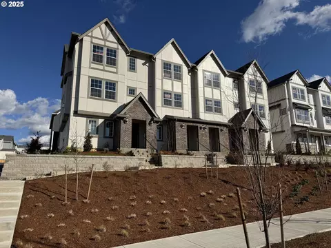 13918 SW River Terrace Blvd, Tigard, OR 97223