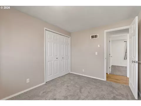 Bedroom - 4024 Kildare St, Eugene, OR 97404 photo 6 of 6