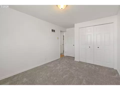 Bedroom - 4024 Kildare St, Eugene, OR 97404 photo 4 of 6