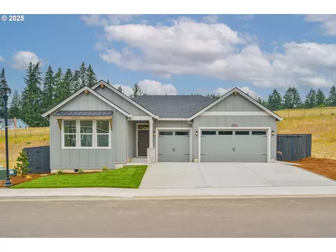 301 W 20th Way, La Center, WA 98629