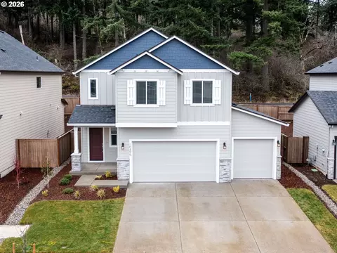 10495 SE Heritage Rd, Happy Valley, OR 97086