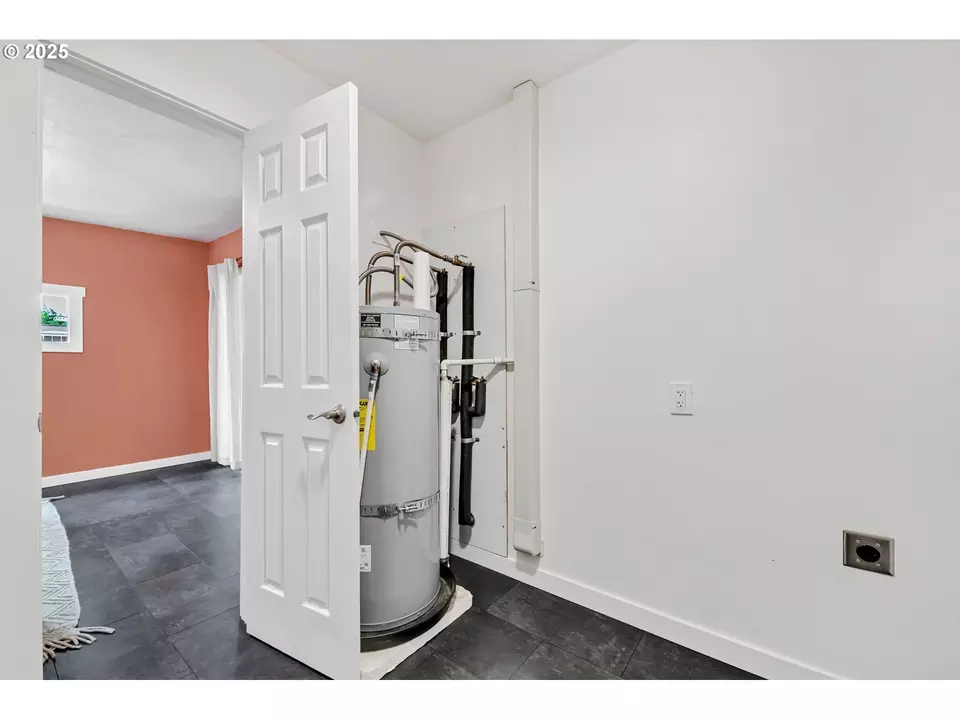 Other - 1400 W 5th Ave, Eugene, OR 97402 photo 4 of 6