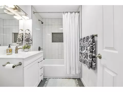 Bath - 1400 W 5th Ave, Eugene, OR 97402 photo 1 of 2