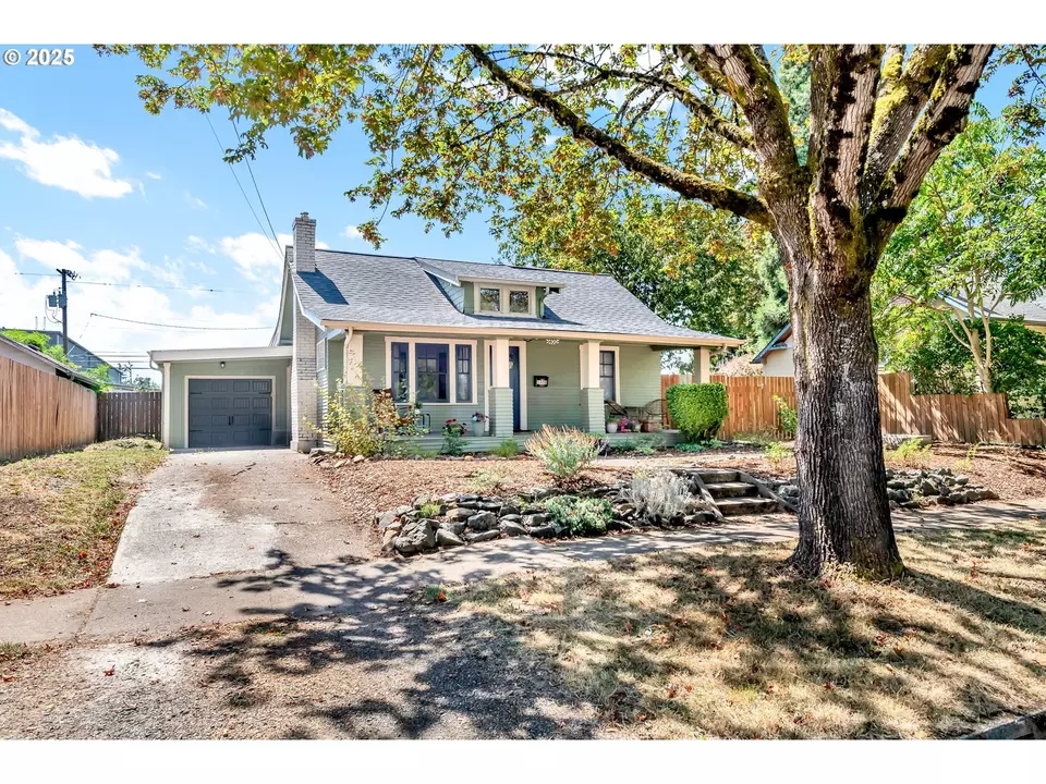 Exterior - 1400 W 5th Ave, Eugene, OR 97402 photo 2 of 11
