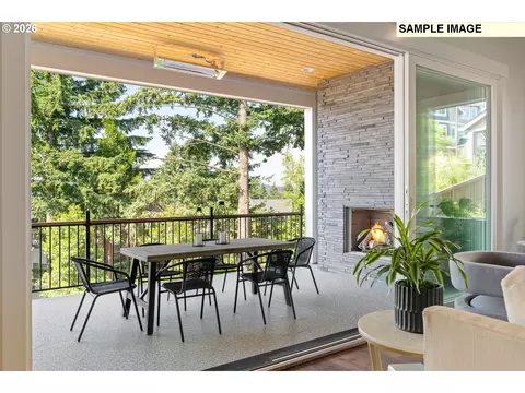 3843 Mapleton Dr, West Linn, OR 97068 photo 8