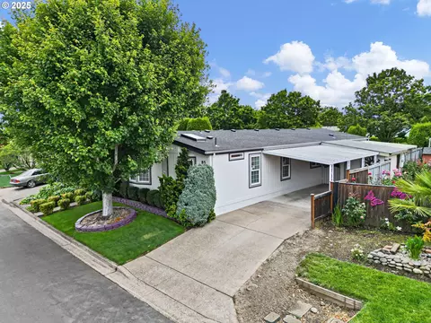 2350 N Terry St #85, Eugene, OR 97402