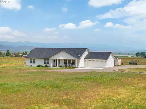43949 Pocahontas Rd, Baker City, OR 97814