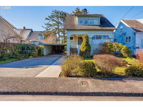780 Beach Dr, Seaside, OR 97138