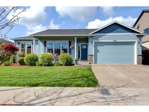 1297 Daylily St, Woodburn, OR 97071