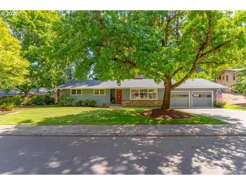 3120 NW Firwood Dr, Corvallis, OR 97330