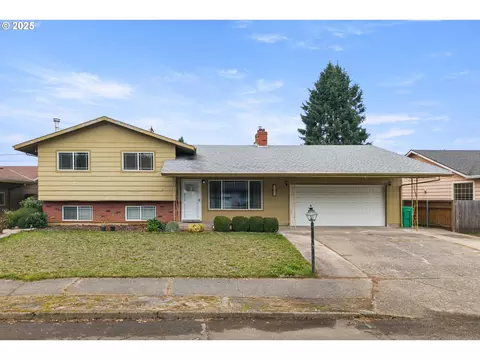 17705 NE Multnomah Dr, Portland, OR 97230