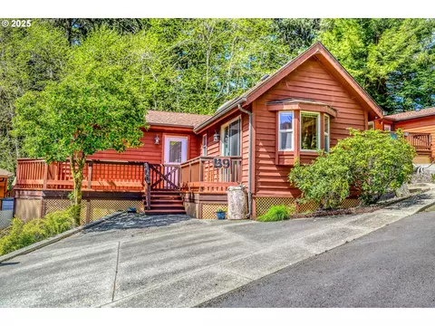 19921 Whaleshead Rd #B9, Brookings, OR 97415