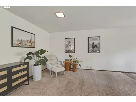 Other - 19872 White Cloud Cir, West Linn, OR 97068 photo 4 of 7