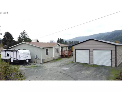188 Norton Ln, Myrtle Creek, OR 97457