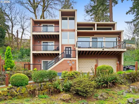 3444 SE Aldercrest Rd, Milwaukie, OR 97222