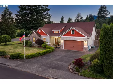 945 NW Angel Heights Rd, Stevenson, WA 98648