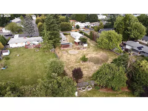 9387 SE 55th Ave, Milwaukie, OR 97222