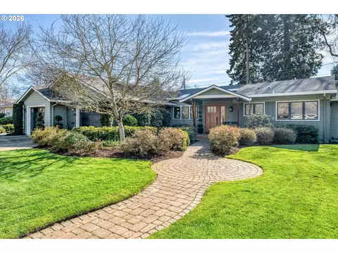 2746 Norbert Ln, Eugene, OR 97401