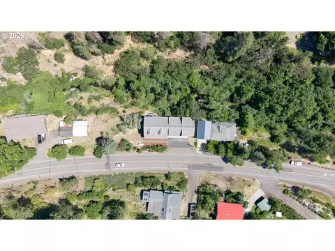View/Area - 107 3rd Ave, Mosier, OR 97040 photo 3 of 5
