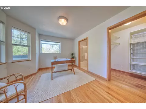 Bedroom - 107 3rd Ave, Mosier, OR 97040 photo 2 of 8