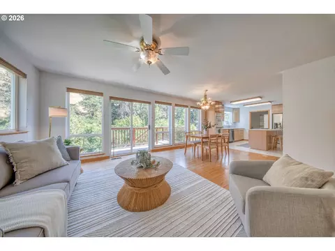 Living - 107 3rd Ave, Mosier, OR 97040 photo 4 of 4