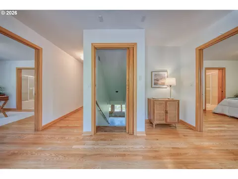 Entry Way - 107 3rd Ave, Mosier, OR 97040 photo 3 of 3
