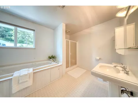 Bath - 107 3rd Ave, Mosier, OR 97040 photo 3 of 6