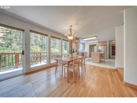 Dining - 107 3rd Ave, Mosier, OR 97040 photo 1 of 2