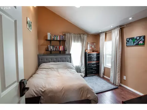 Bedroom - 60 E 30th Ave, Eugene, OR 97405 photo 1 of 7